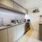 Cocoa River - two bed, two bath with allocated parking - York