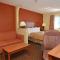 Econo Lodge Inn & Suites Little Rock SW