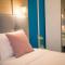 City Nest Modern & Cozy Suites