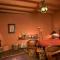 Adobe and Pines Inn Bed and Breakfast - تاوس