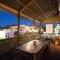 Treehouse Hideouts Balcony Apartment - Port of Echuca Townhouse