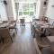 Corner House Hotel Gatwick with bookable Holiday parking