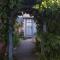 The Oak Bluffs Inn