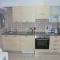 Delphi Court - large 1 bed -sleeps 4, Near sea/beach - free wifi