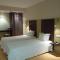 Malibu Foz Hotel - La Maison Younan