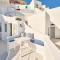 Cave Suite Oia