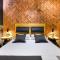 Split Industrial Design Rooms