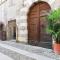 Palazzo Del Pero Luxury Attic - byMyHomeinComo