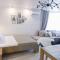 Studio Suite near Lake with Jacuzzi
