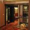 Q Hotel