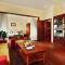 Golden Coast Resort & Spa