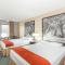 Super 8 by Wyndham Adel GA I-75