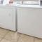 Super 8 by Wyndham Mundelein/Libertyville Area