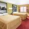 Super 8 by Wyndham Normal Bloomington