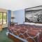 Super 8 by Wyndham Bentonville