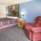 Super 8 by Wyndham Monmouth IL