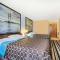 Super 8 by Wyndham Fairfield