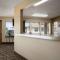 Super 8 by Wyndham Blackwell