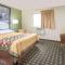 Super 8 by Wyndham Youngstown/Austintown - Youngstown