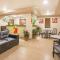 Super 8 by Wyndham Colby