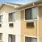 Super 8 by Wyndham Fond Du Lac