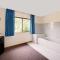 Super 8 by Wyndham Centerville