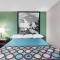 Super 8 by Wyndham Pierre SD