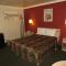 Super 8 by Wyndham Hollywood/LA Area