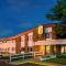 Super 8 by Wyndham Brooklyn Center/MPLS