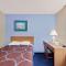 Super 8 by Wyndham Newburgh/West Point Stewart Intl Airport
