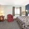 Super 8 by Wyndham Hudson