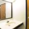 Super 8 by Wyndham Pittsburgh PA Airport-University Area