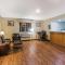 Super 8 by Wyndham East Stroudsburg - Poconos