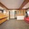 Super 8 by Wyndham Oneonta/Cooperstown