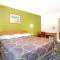 Super 8 by Wyndham Richmond/Broad Street