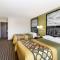 Super 8 by Wyndham Norfolk