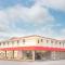 Super 8 by Wyndham Terre Haute
