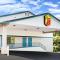 Super 8 by Wyndham Bremerton