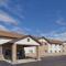 Super 8 by Wyndham Rochelle