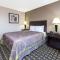 Super 8 by Wyndham Springfield East