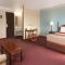 Super 8 by Wyndham Woodstock
