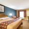 Super 8 by Wyndham Covington