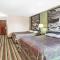 Super 8 by Wyndham Hull Street Midlothian Richmond Area