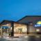 Days Inn & Suites by Wyndham Athens