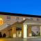 Super 8 by Wyndham Pontoon Beach IL/St. Louis MO Area