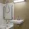 Super 8 by Wyndham-Tupelo Airport - 图珀洛