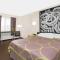 Super 8 by Wyndham Bloomfield Super 8 by Wyndham Bloomfield