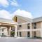 Super 8 by Wyndham Erwin, I-26 Exit 37