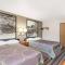 Super 8 by Wyndham Richlands/Claypool Hill Area