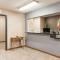 Super 8 by Wyndham Greenville